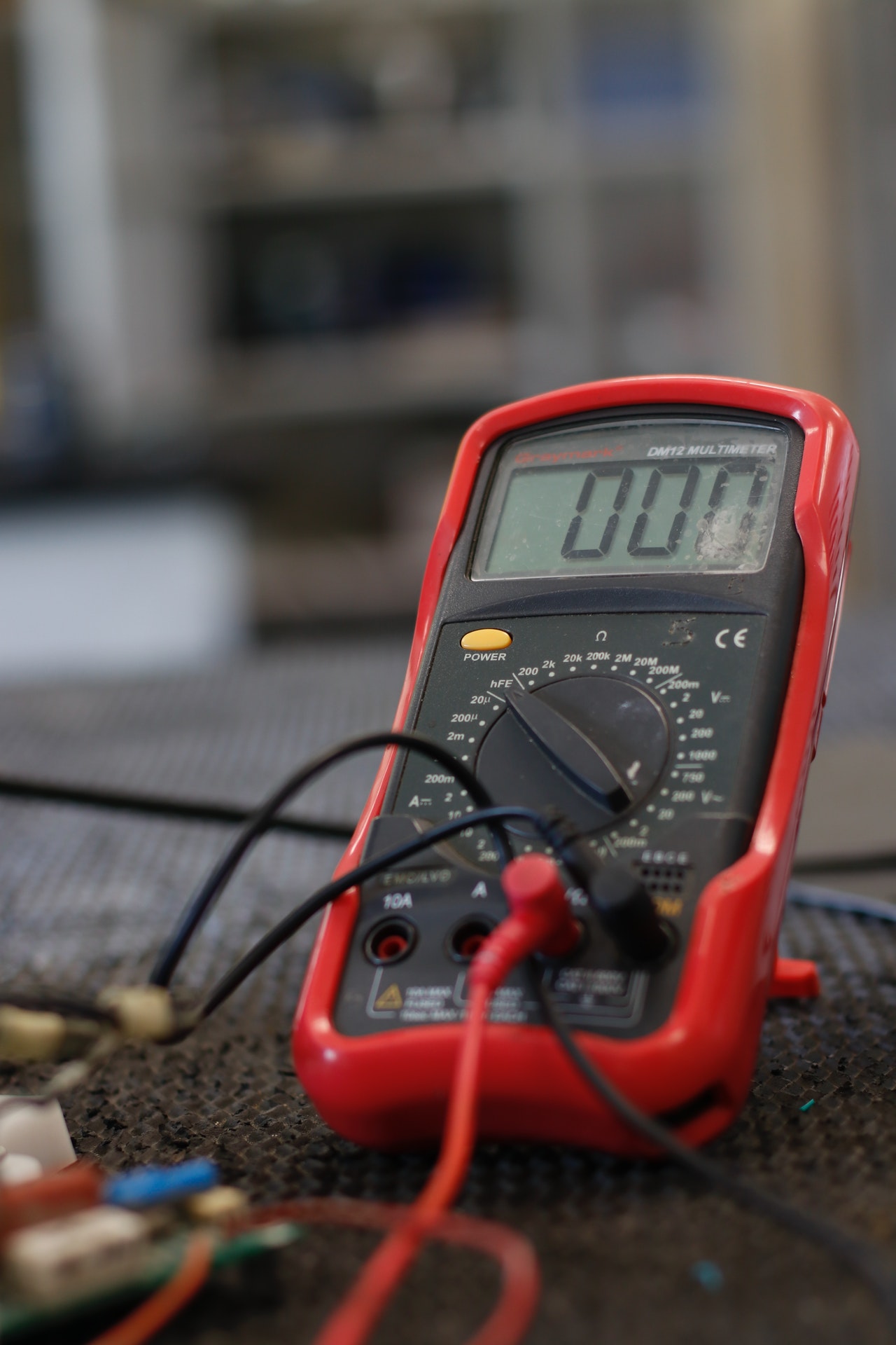 how to test a laptop using a multimeter