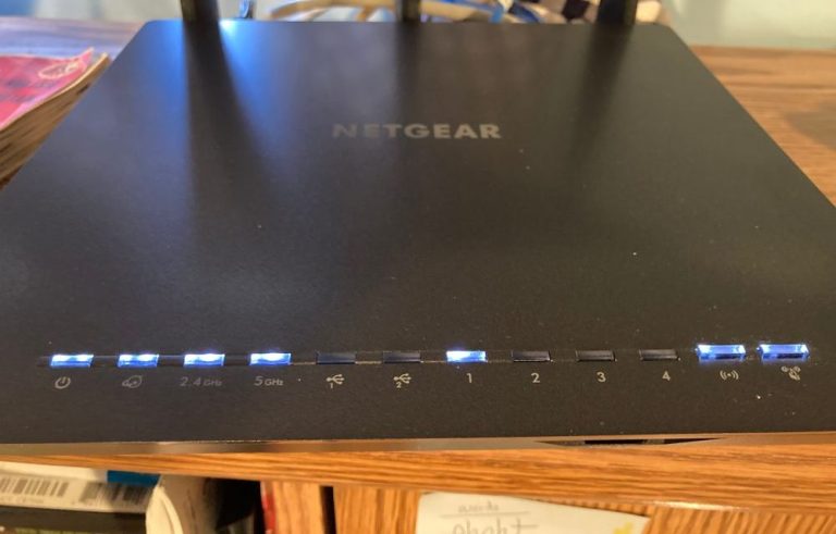 My Router’s Blue Light Is on But I Have No Internet (Here is How to Fix It)